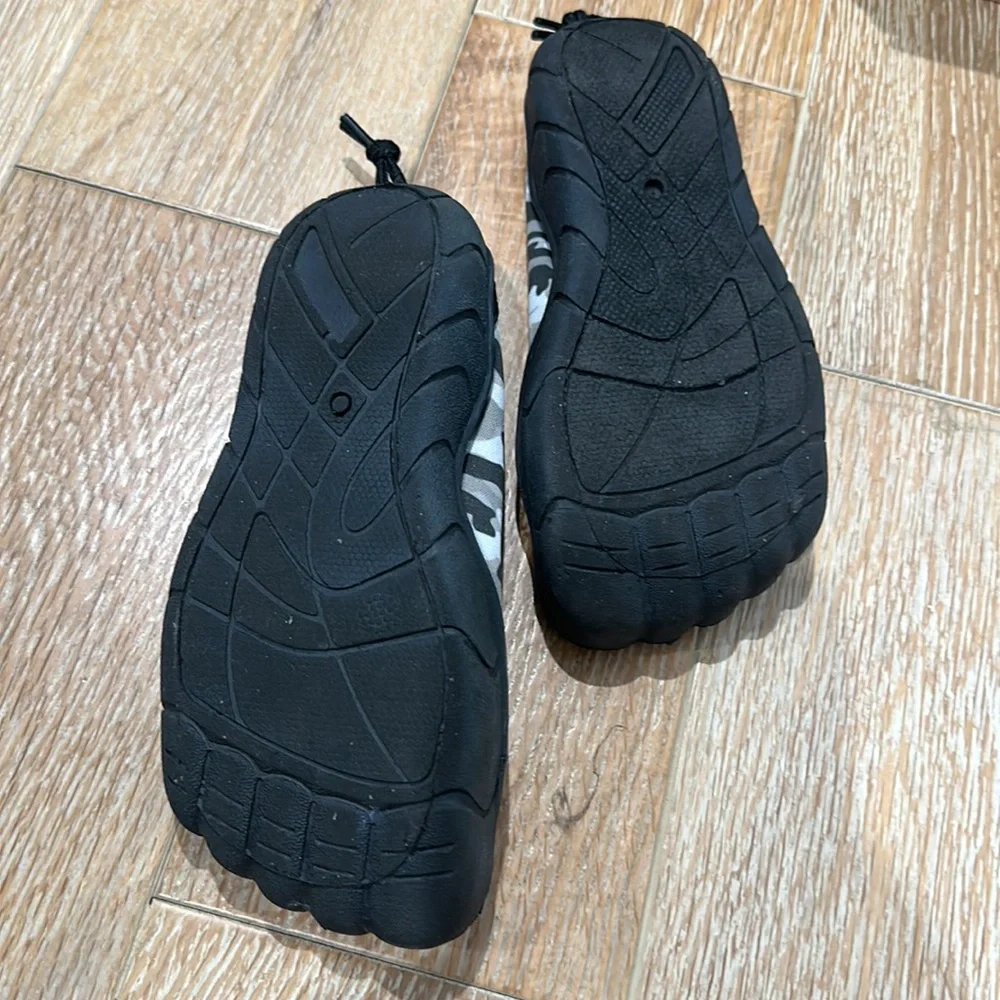 Norty swim shoes